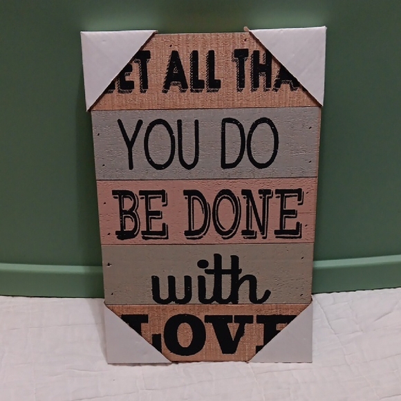 Inspirational Wall Art with Love Quote - Picture 1 of 2